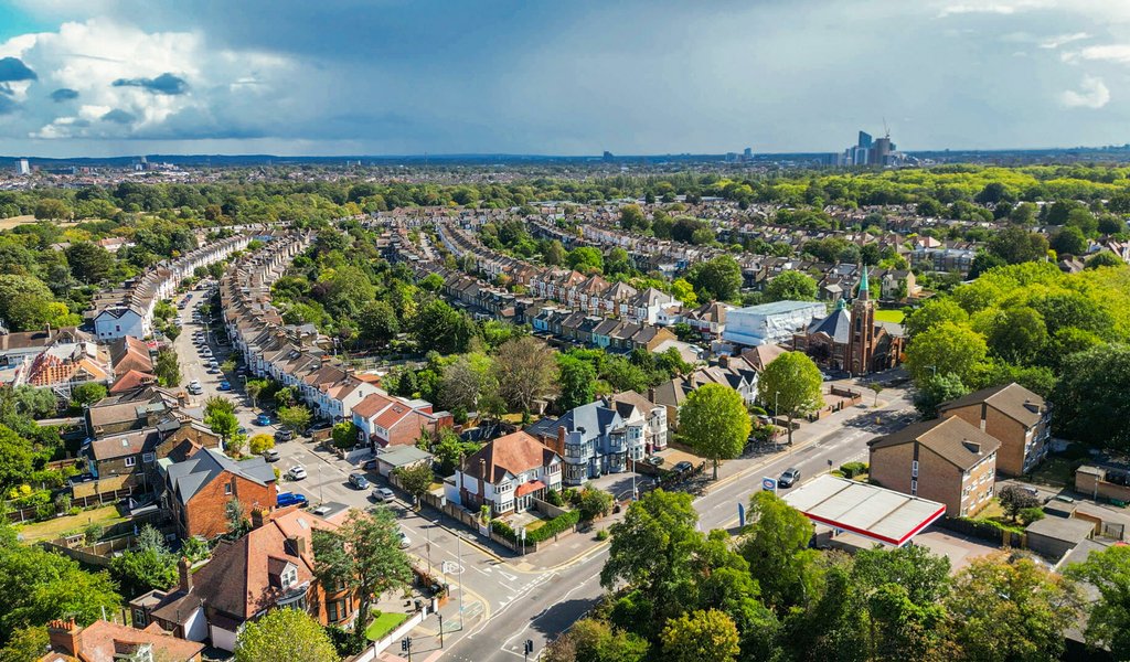 Aldersbrook Road, Aldersbrook