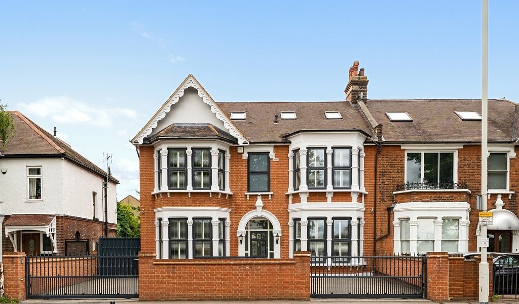 Property for sale in Wanstead Petty Son & Prestwich Estate Agents