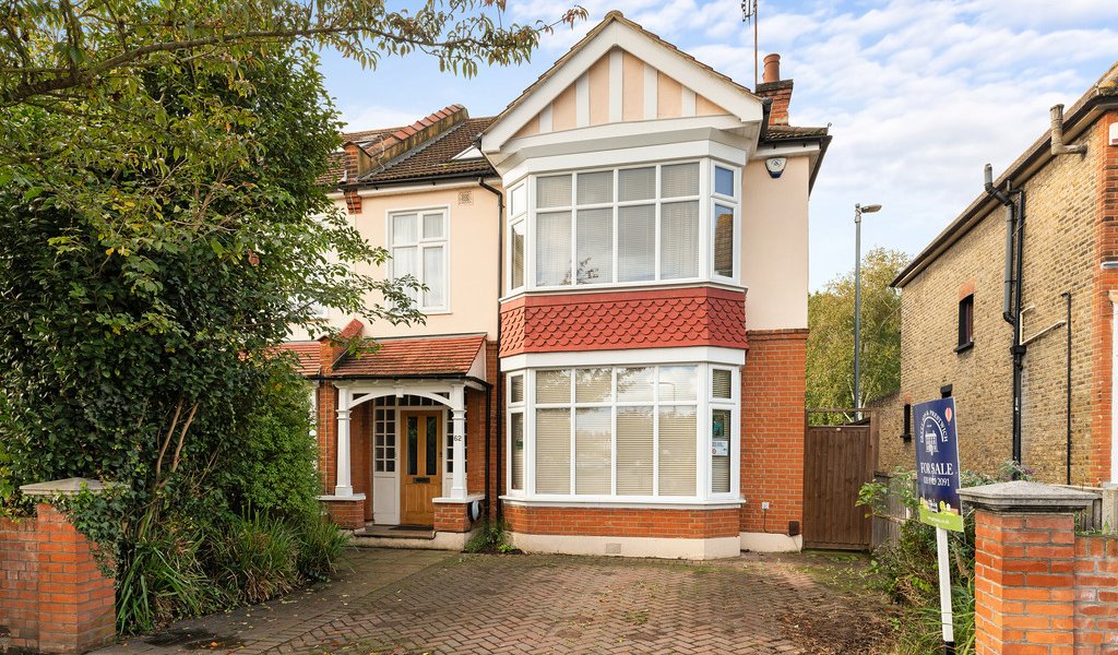 Property for sale in Wanstead Petty Son & Prestwich Estate Agents