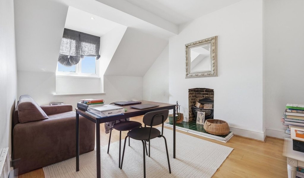 27 Cambridge Park, Wanstead