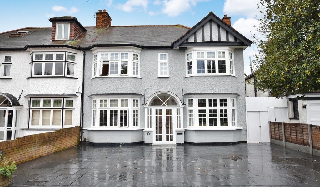 Property for sale in Wanstead | Petty Son & Prestwich Estate Agents