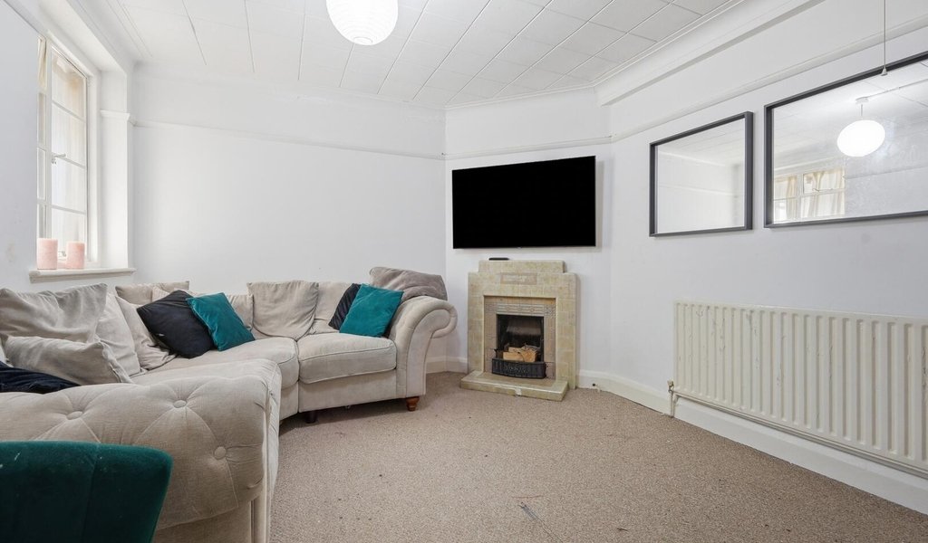 Fairview Parade, Mawney Road, Romford