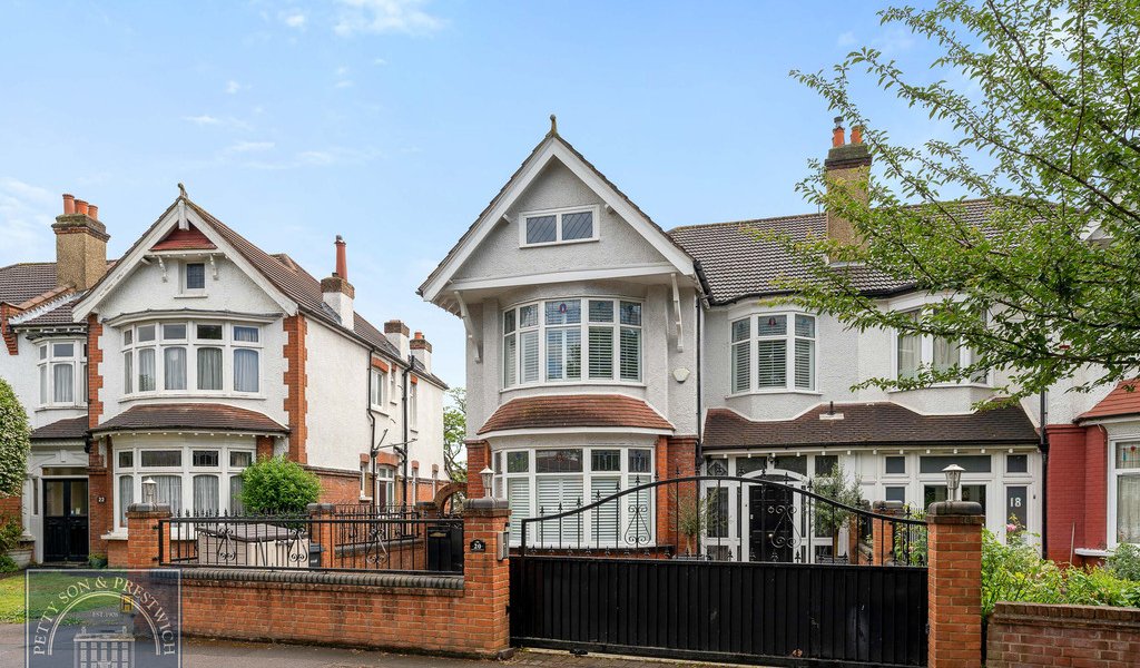 Property for sale in Wanstead Petty Son & Prestwich Estate Agents