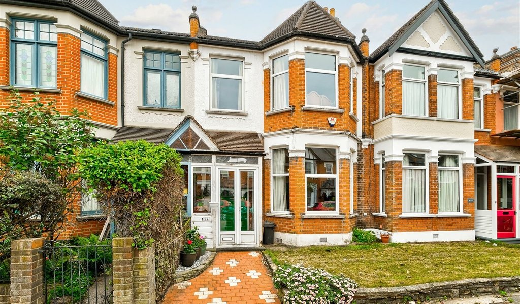 Harpenden Road, Aldersbrook