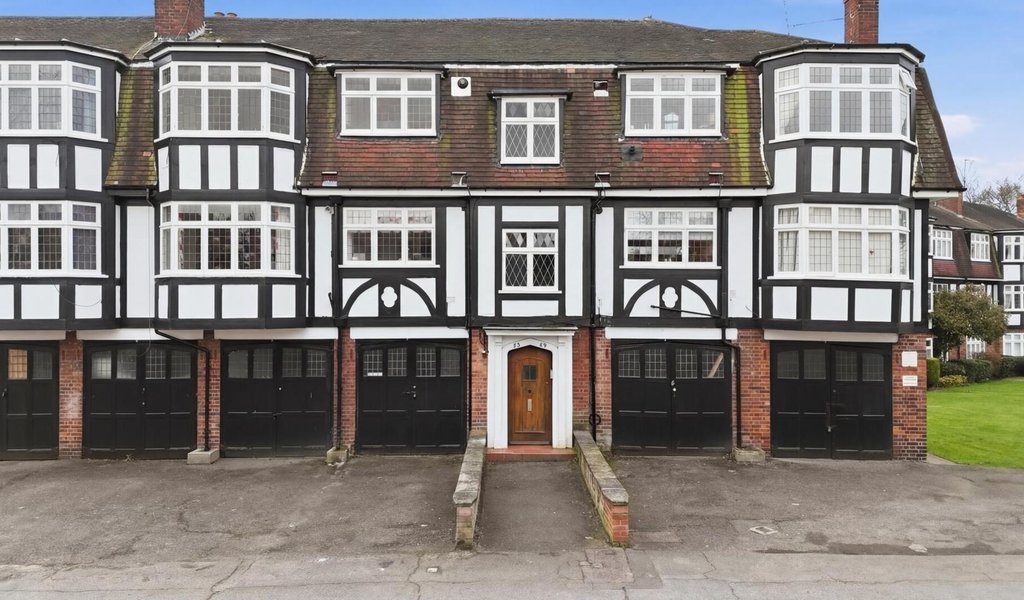 Eagle Court, Wanstead