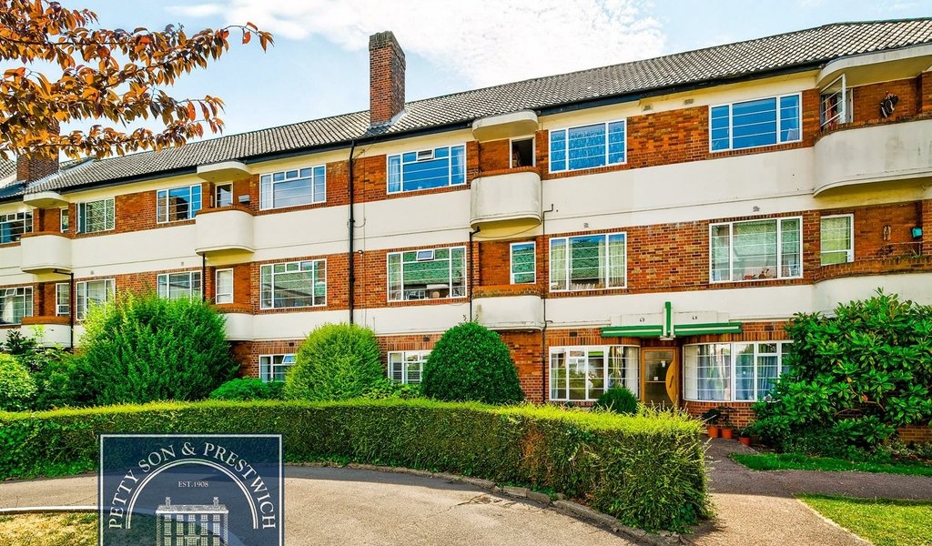 Woodford Road, South Woodford