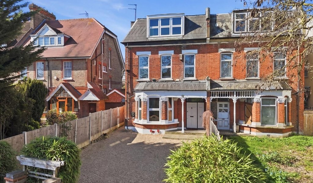 Hermon Hill, South Woodford