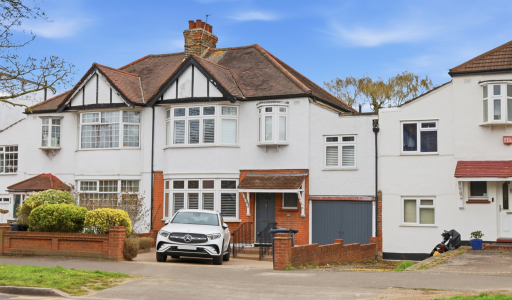 Hermon Hill, South Woodford