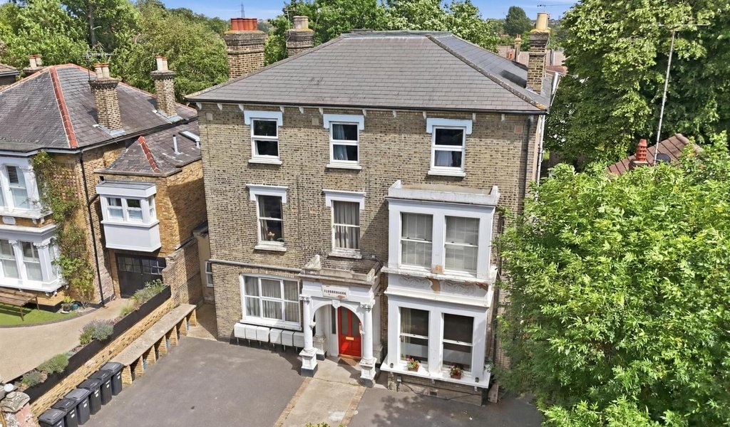 Hermon Hill, Wanstead