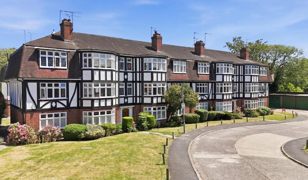 Hermon Hill, Wanstead