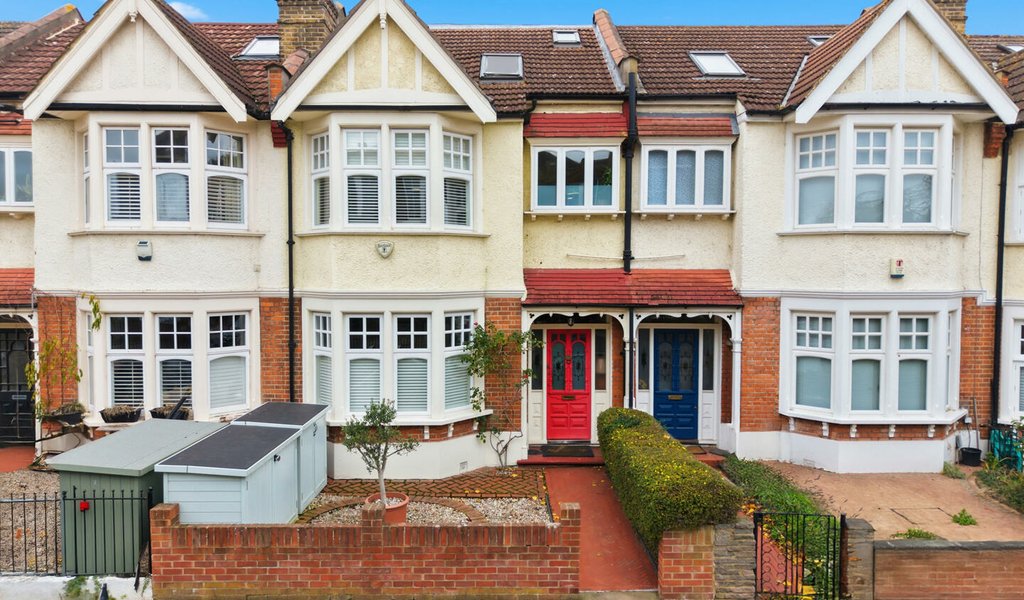 Ingatestone Road, Aldersbrook