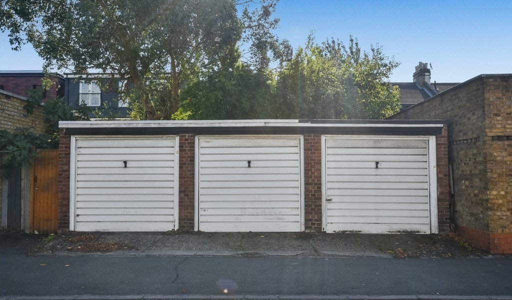 James Lane, Leytonstone