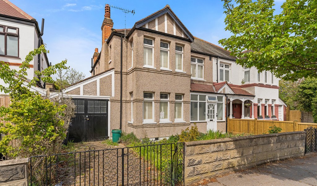 Property for sale in London Petty Son & Prestwich Estate Agents