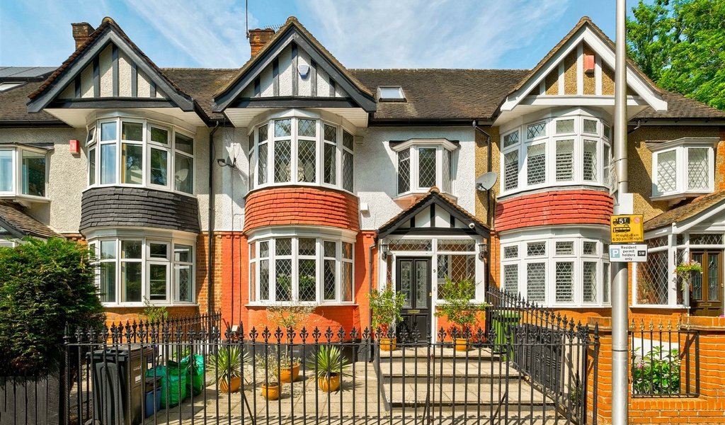 Lincoln Road, South Woodford