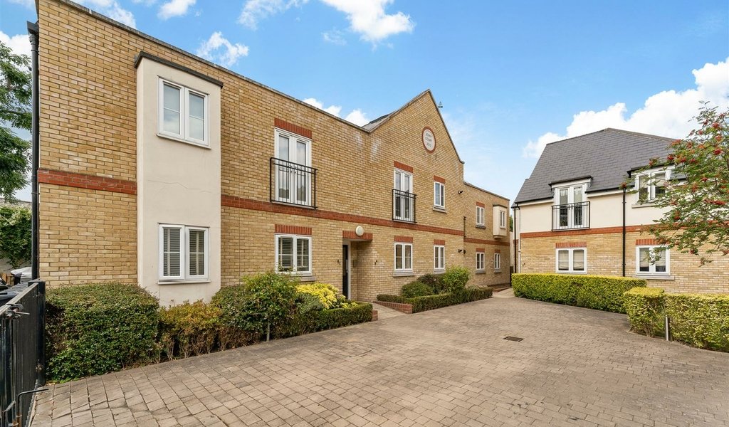 Stables Row, Nightingale Lane, Wanstead