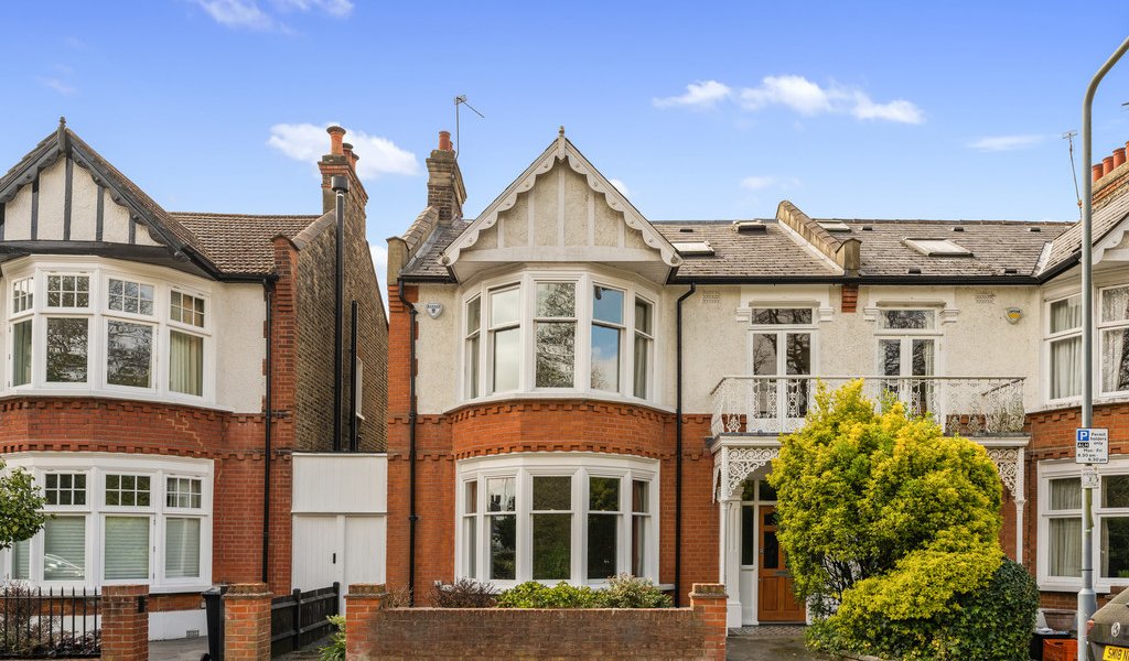 Property for sale in Wanstead Petty Son & Prestwich Estate Agents