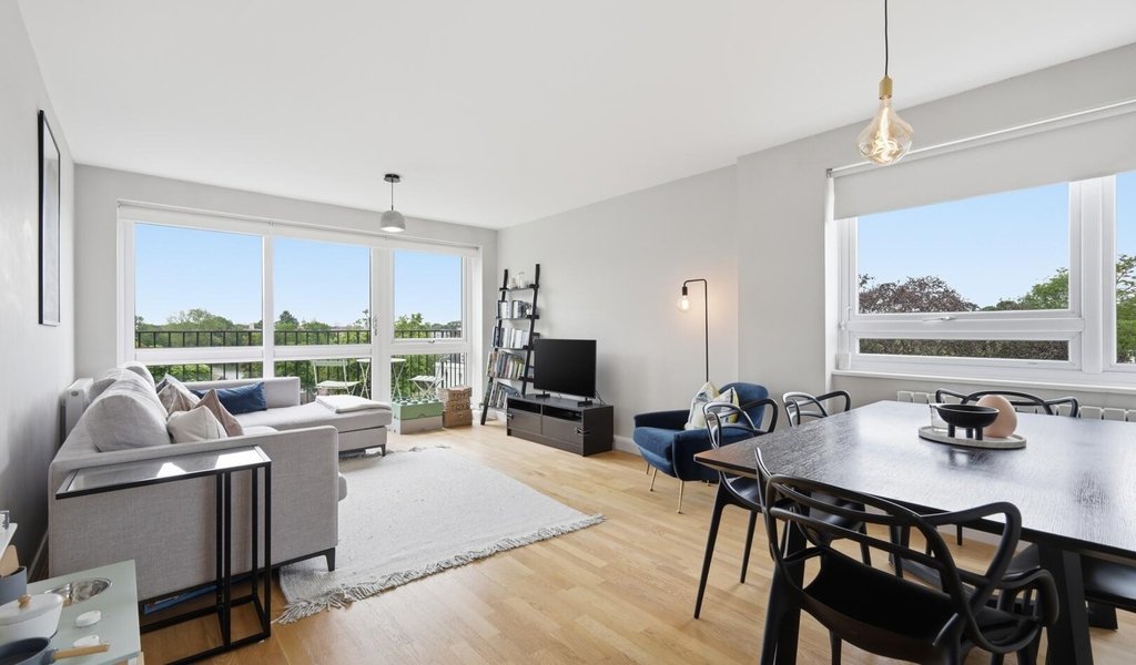 4 Hermitage Walk, South Woodford