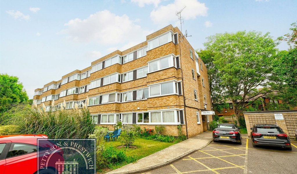 Queenswood Gardens, Wanstead