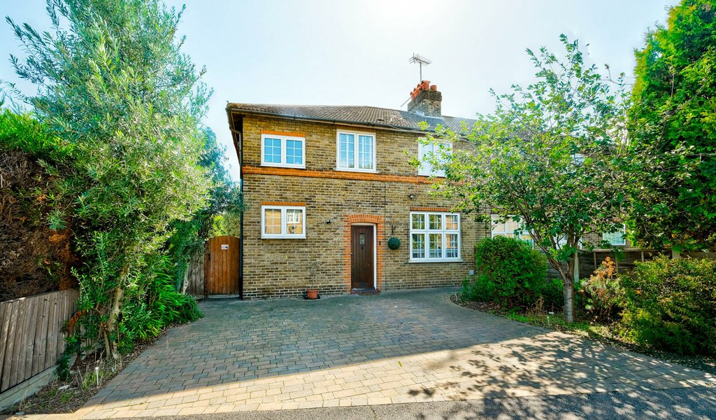 Rectory Crescent, London
