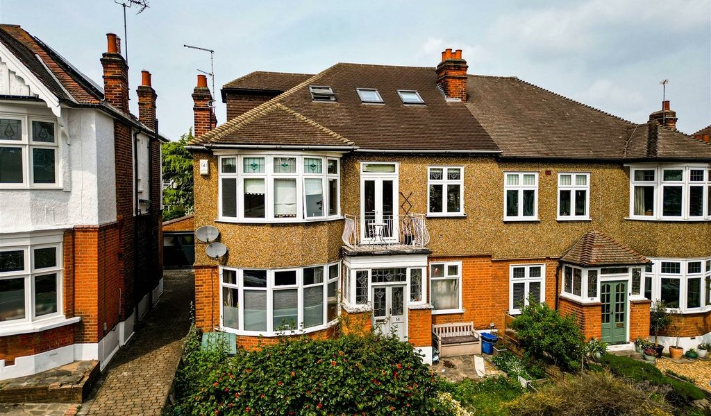 Redbridge Lane West, Wanstead