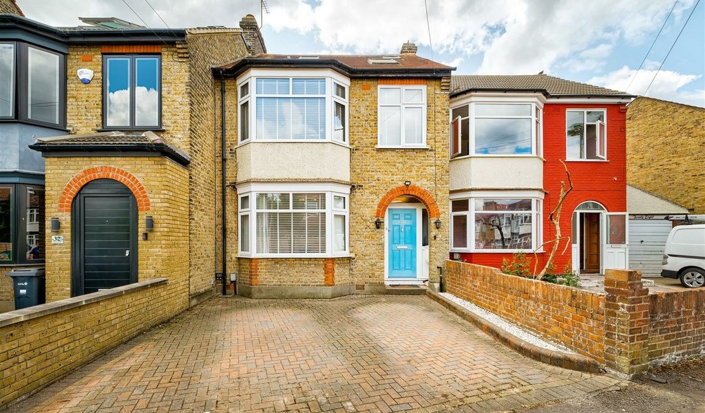 Rose Avenue, South Woodford