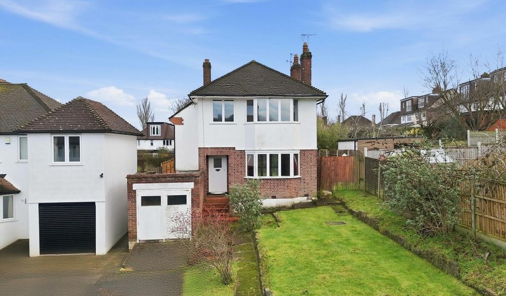 Roundmead Close, Loughton