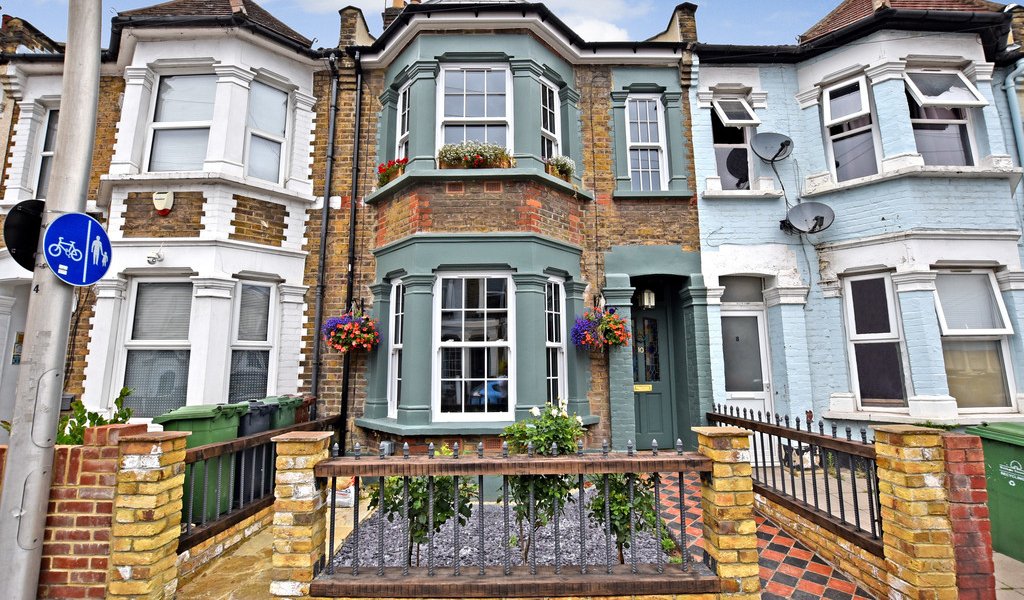 Leyton & Leytonstone area guide Petty Son and Prestwich Estate Agents