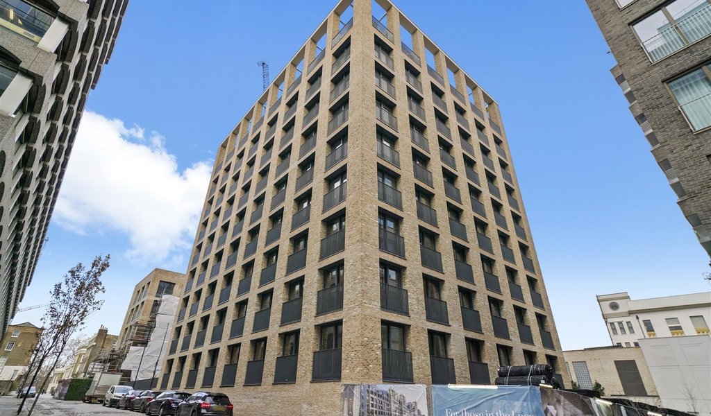 4 Jubilee Walk, London