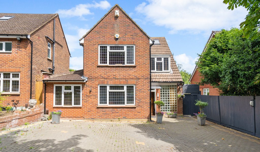 Property for sale in Woodford Green Petty Son & Prestwich Estate Agents