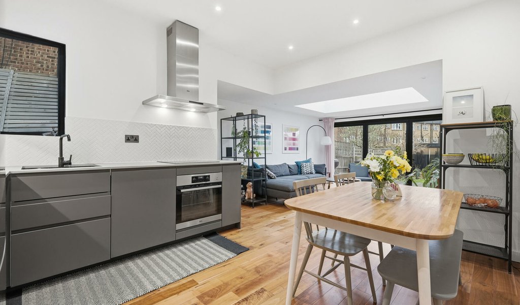 Wallwood Road, Leytonstone