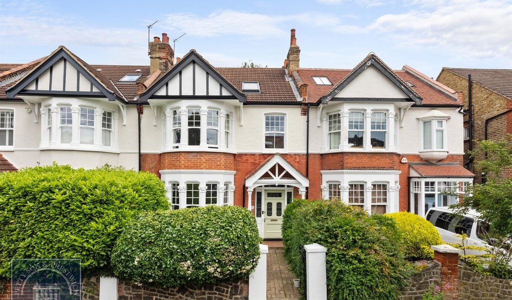 Property for sale in Aldersbrook Petty Son & Prestwich Estate Agents