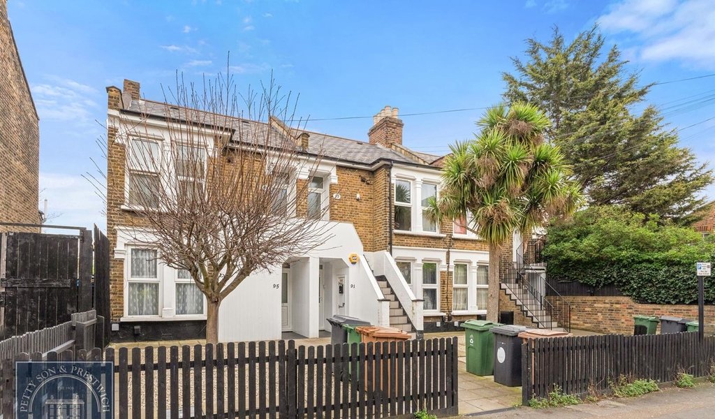 Goldsmith Road, London