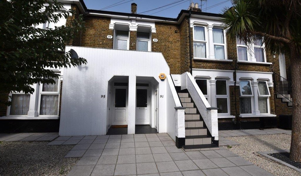 Goldsmith Road, London