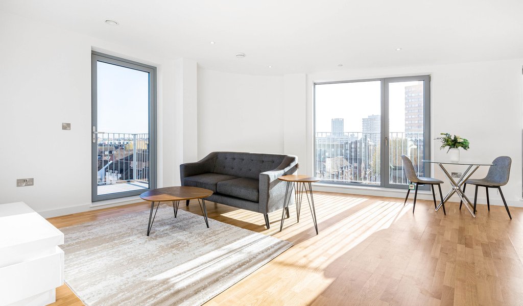 Property to rent in London Petty Son & Prestwich Estate Agents