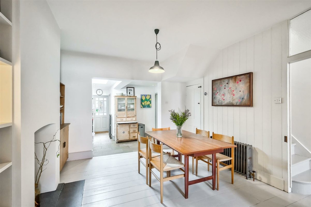 3 bedroom, 1 bathroom House for sale in Forest Gate, London Petty Son