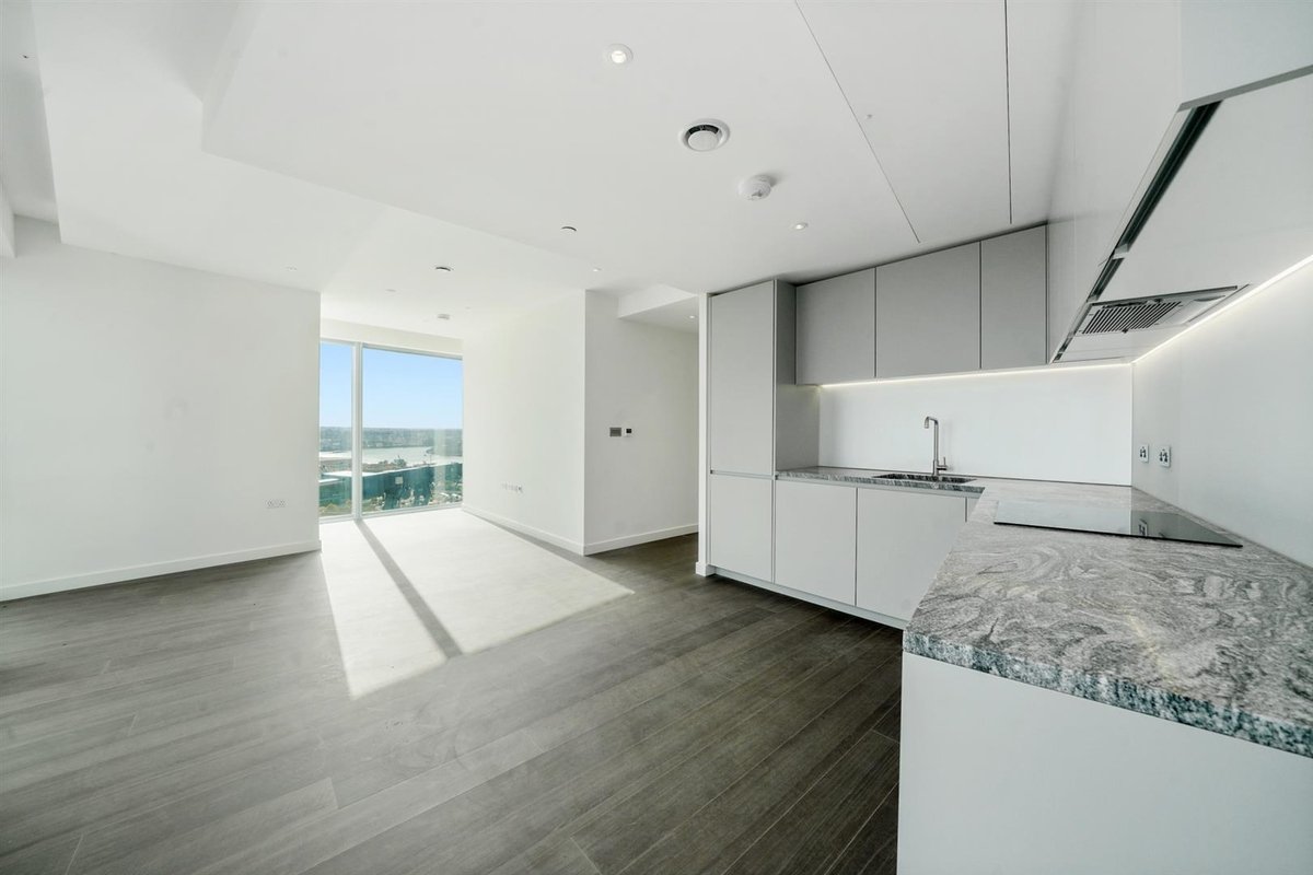 2 bedroom, 2 bathroom Apartment to rent in Greenwich, London Petty